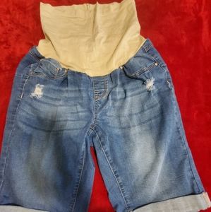 Maternity shorts